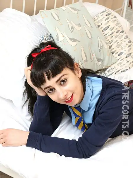 Air Hostess escort profiles in Surat